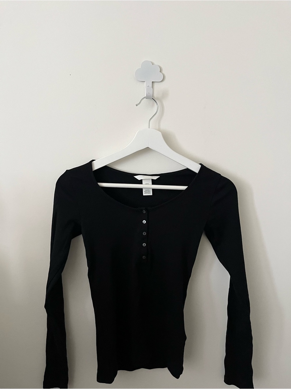 H&M Ribbed Long Sleeve Henley